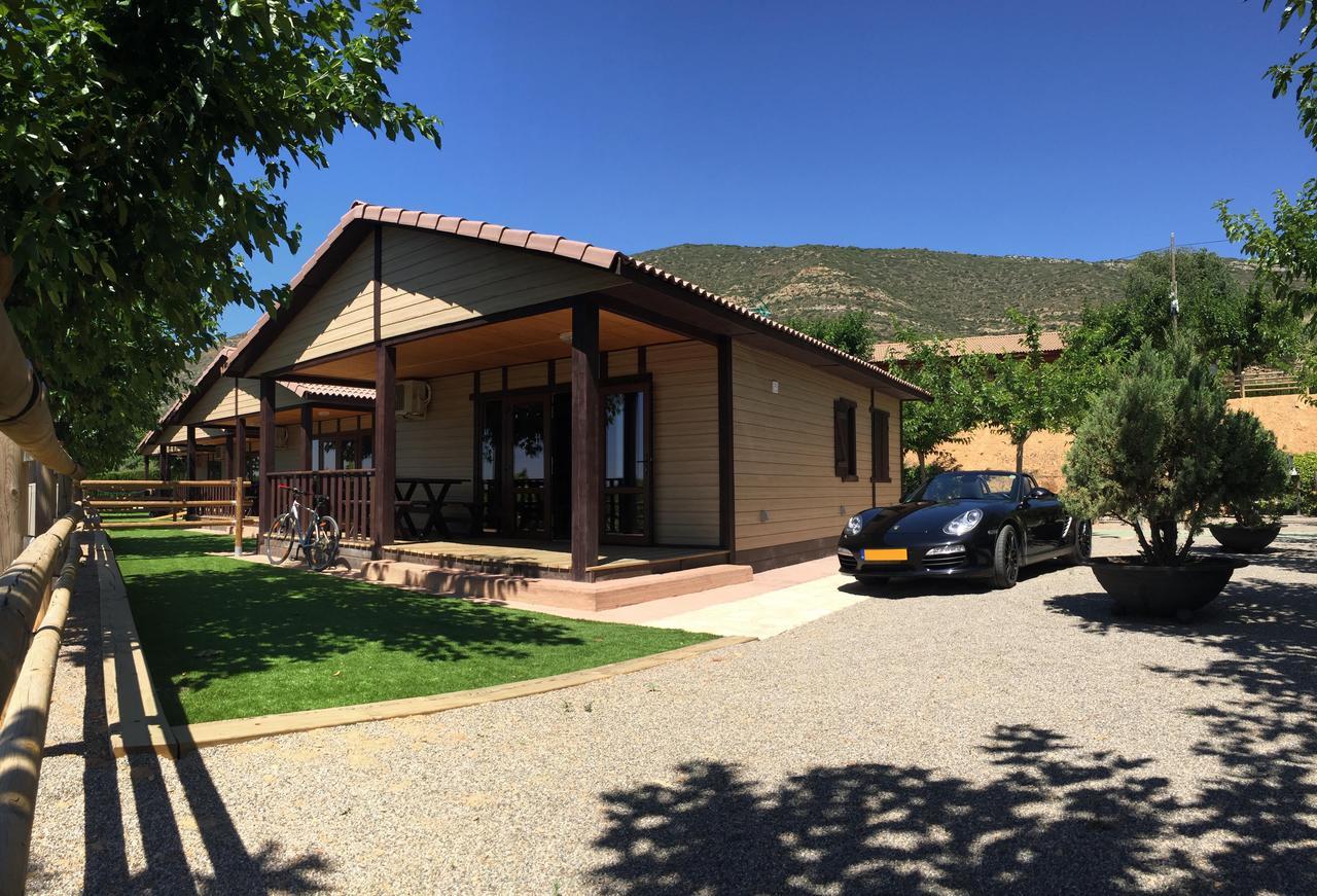 La Noguera Camping Hotel Sant Llorenc de Montgai ภายนอก รูปภาพ